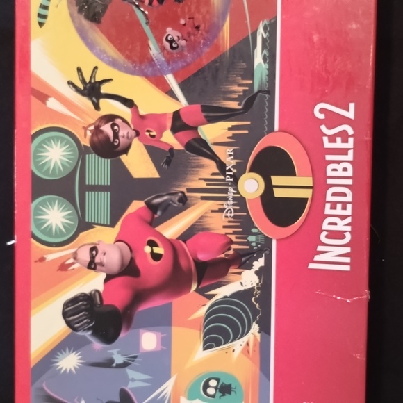 Puzzle Incredibles 2 Size 34"× 12" Pieces 700 Age 12+ - Picture 2 of 5